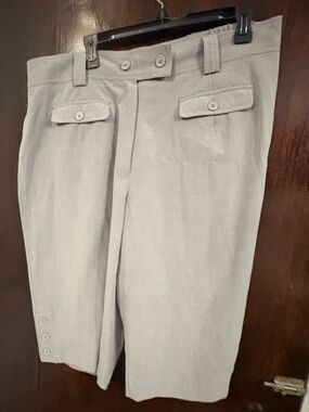Bundle 3 for $25. New Women's Bermuda Shorts with Button-Flap Pockets. Size 18W.